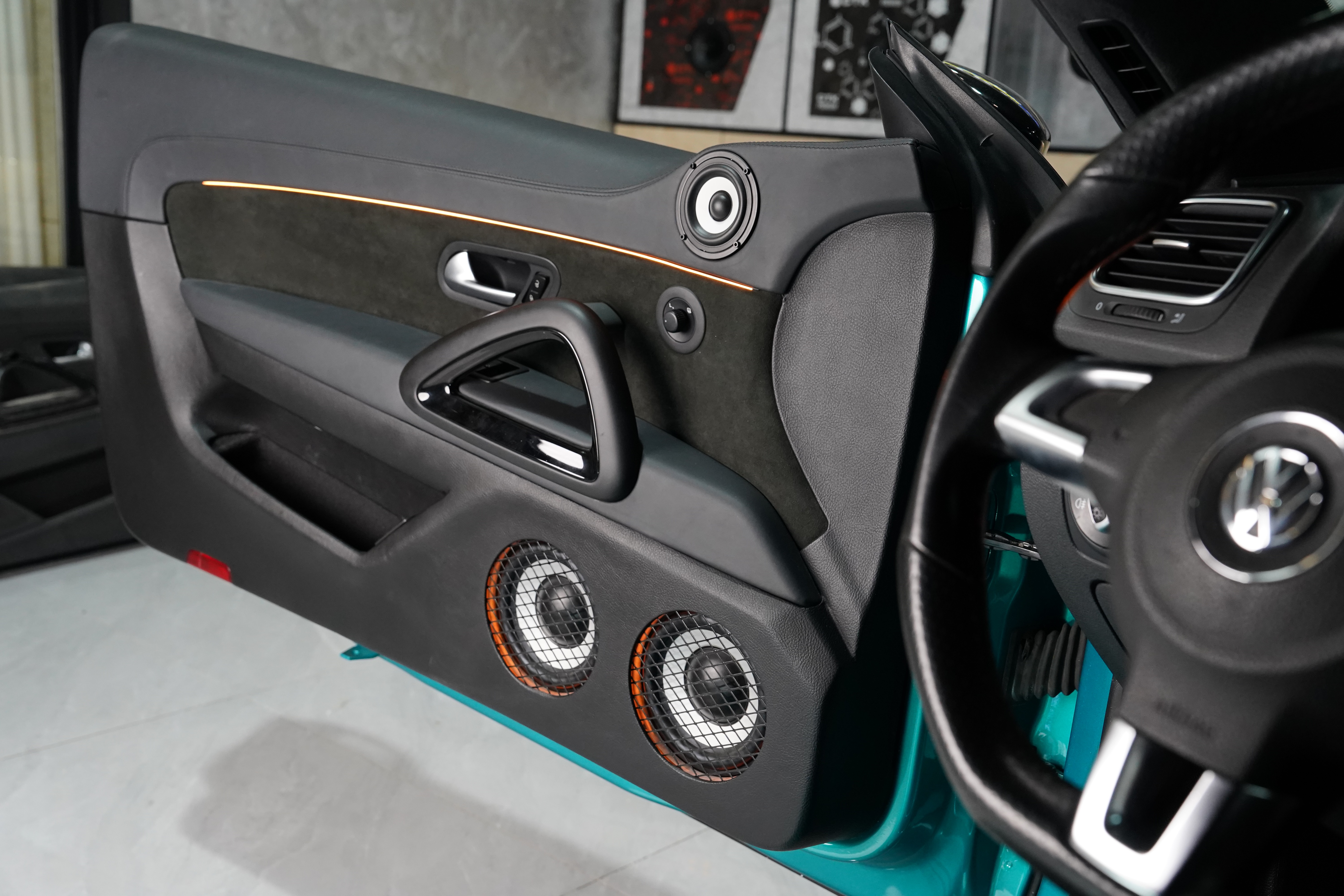 VolkswagenScirocco改装 - case52-01-front-door-bewith-am.jpg