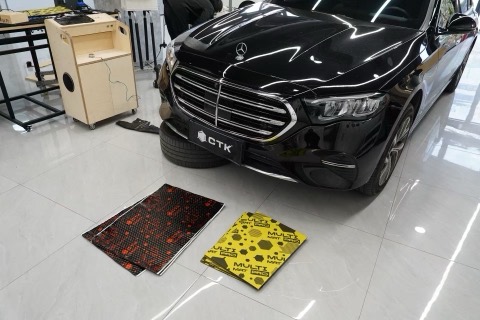 奔驰E300四轮隔音升级-CTK统治者Dominator3.0+声学汉堡AcousticBurger5.5